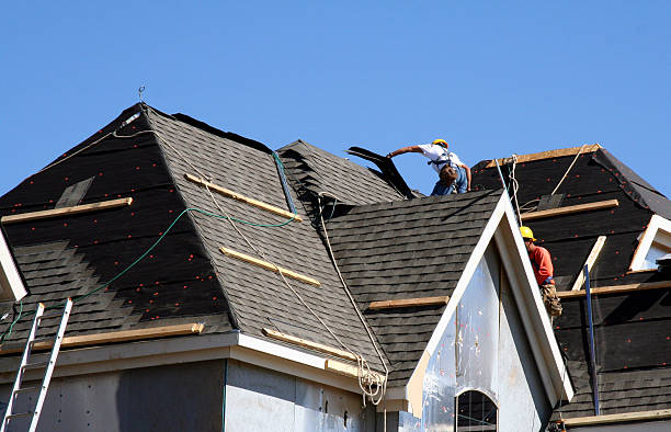Best Best Roofing Contractors  in Lake Wazeecha, WI
